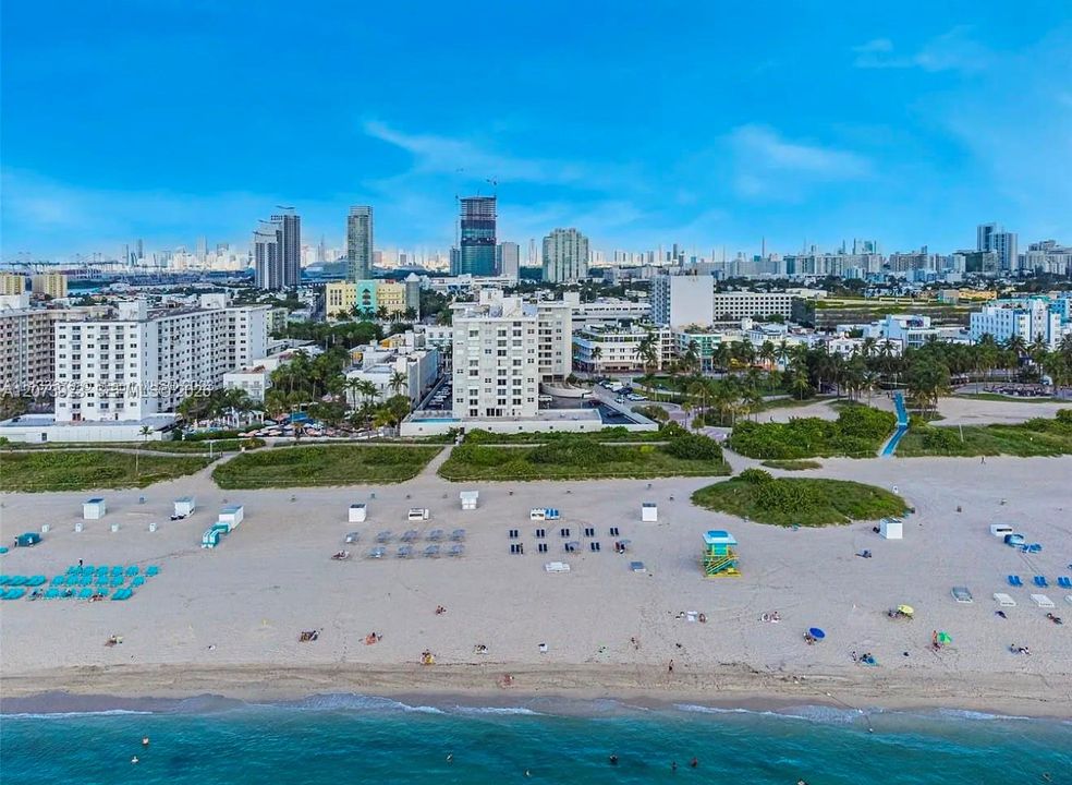 For Rent: $3,650 (1 beds, 1 baths, 654 Square Feet)