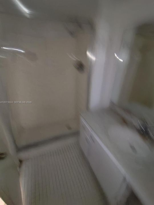 For Sale: $204,918 (2 beds, 2 baths, 1300 Square Feet)