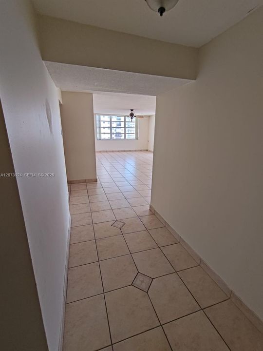 For Sale: $204,918 (2 beds, 2 baths, 1300 Square Feet)