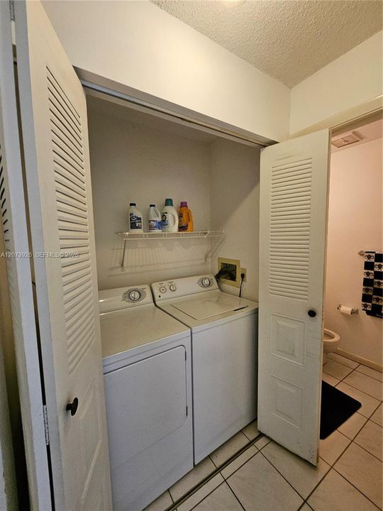 For Rent: $3,400 (3 beds, 2 baths, 1390 Square Feet)