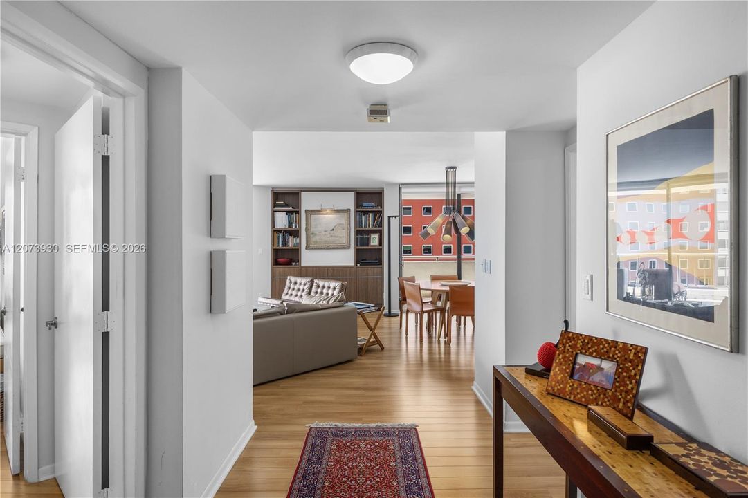 For Sale: $1,099,000 (2 beds, 2 baths, 1895 Square Feet)