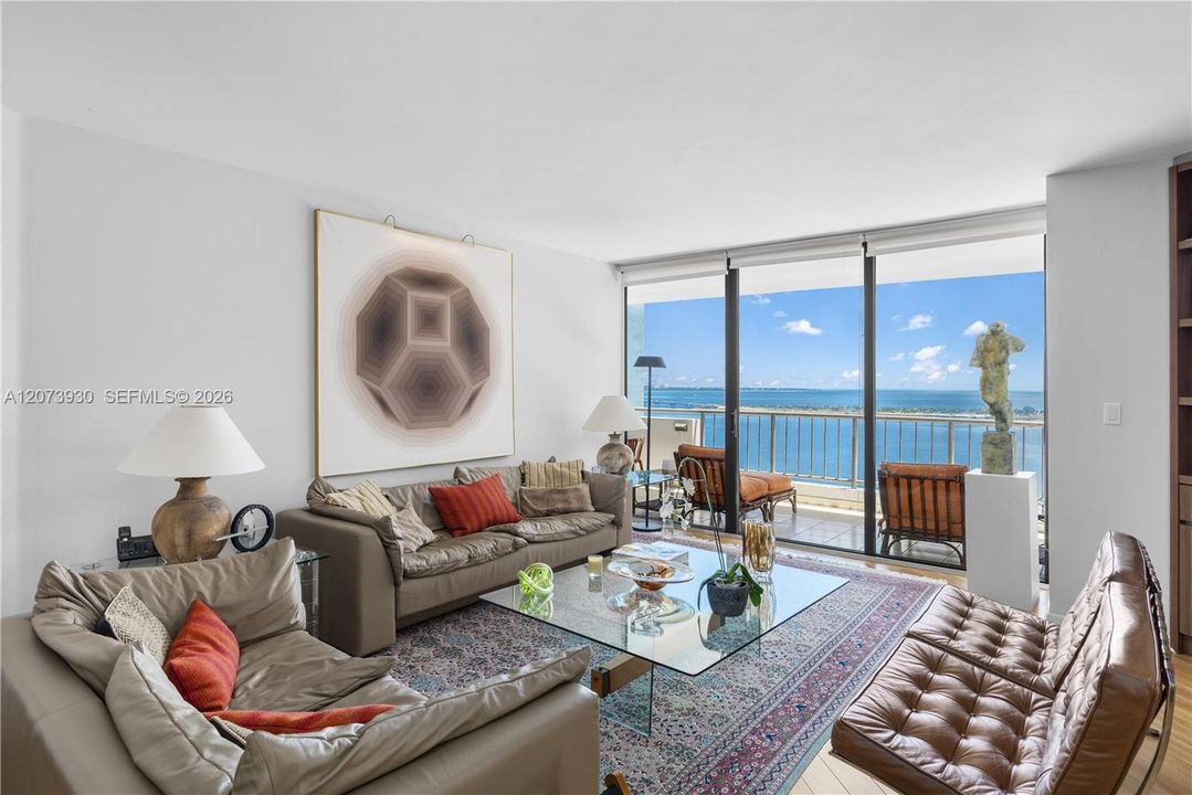 For Sale: $1,099,000 (2 beds, 2 baths, 1895 Square Feet)