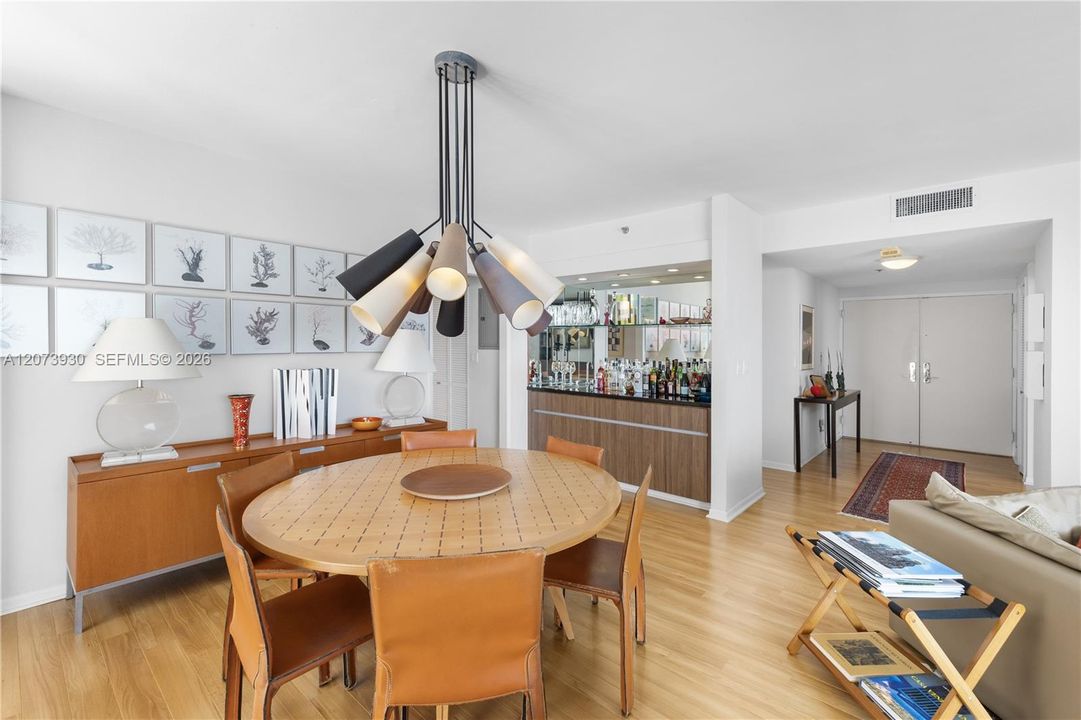 For Sale: $1,099,000 (2 beds, 2 baths, 1895 Square Feet)