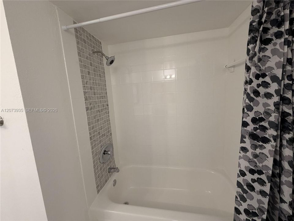 For Rent: $1,875 (2 beds, 2 baths, 1252 Square Feet)