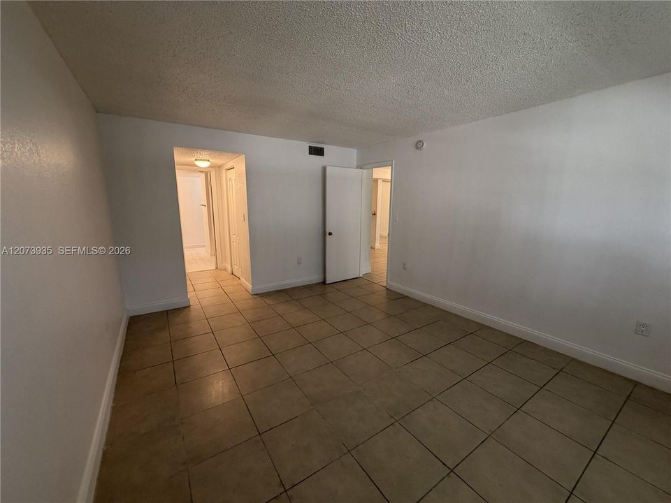 For Rent: $1,875 (2 beds, 2 baths, 1252 Square Feet)