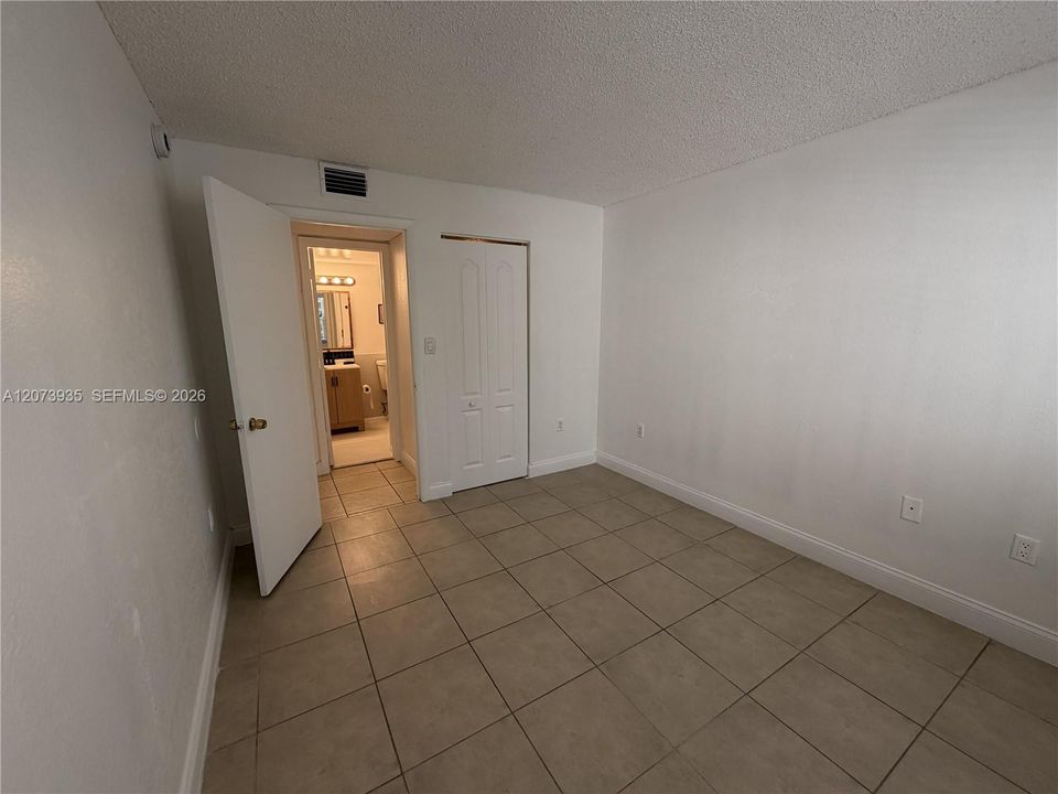 For Rent: $1,875 (2 beds, 2 baths, 1252 Square Feet)