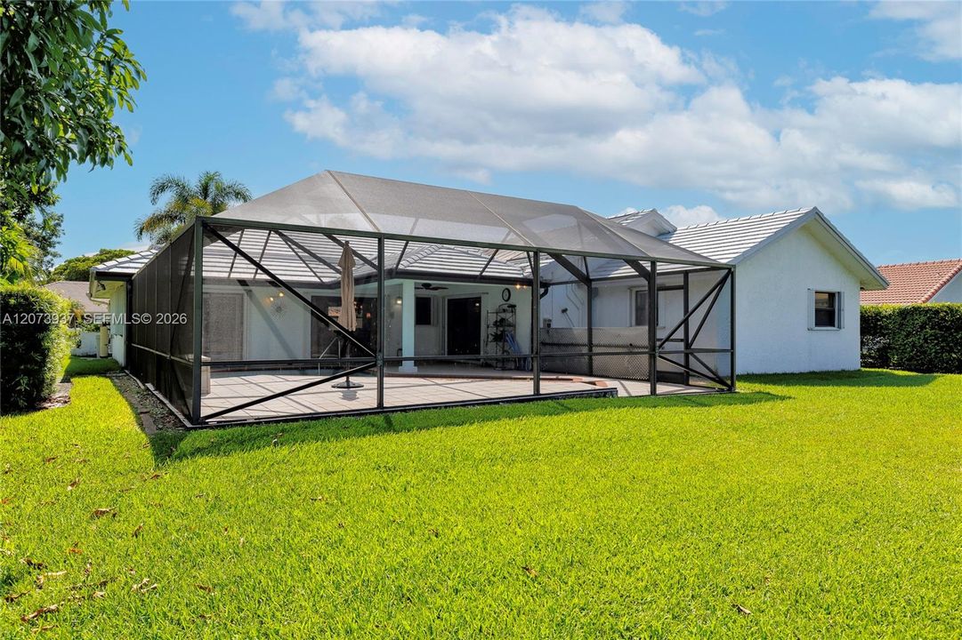 На продажу: $895,000 (4 спален, 2 ванн, 2104 Квадратных фут)