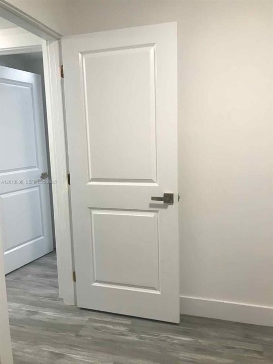 For Sale: $480,000 (4 beds, 2 baths, 1242 Square Feet)