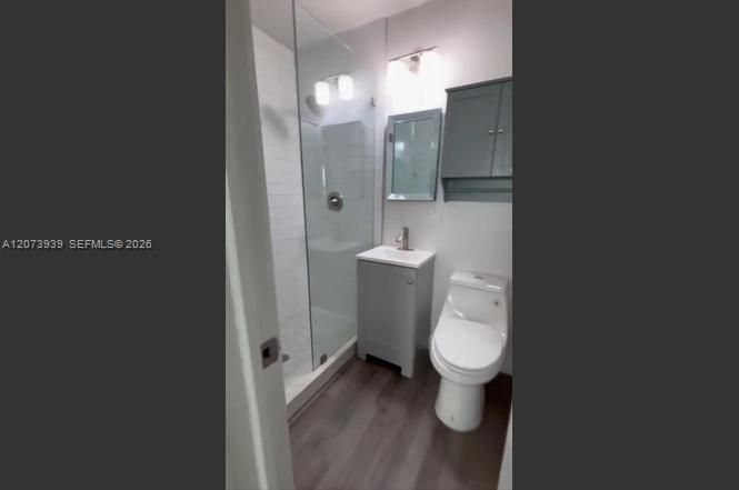 For Rent: $1,850 (1 beds, 1 baths, 1046 Square Feet)