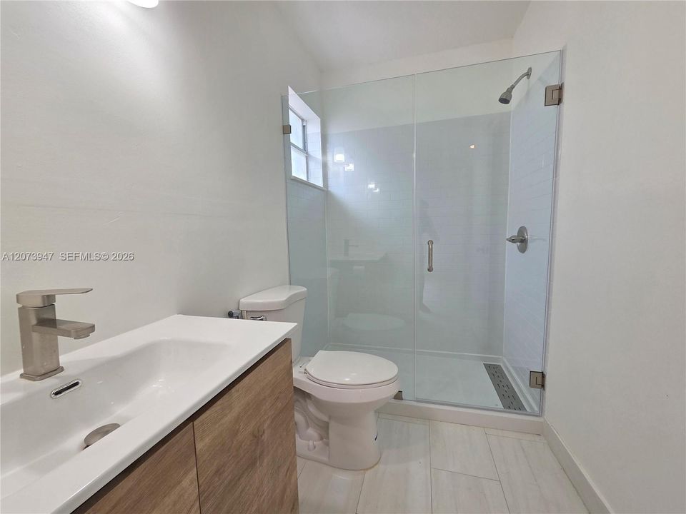 For Rent: $2,800 (2 beds, 2 baths, 928 Square Feet)