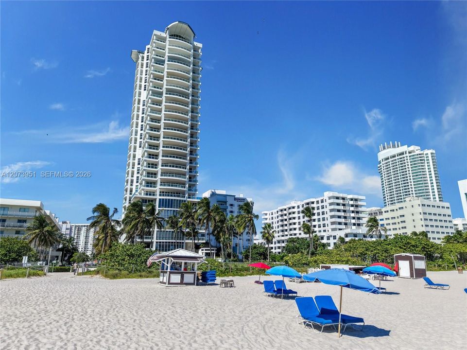 Beach chairs & umbrellas for residents.