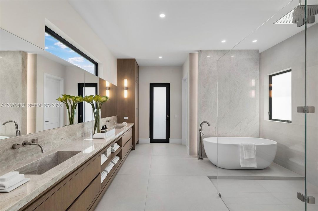 For Sale: $16,500,000 (7 beds, 8 baths, 8381 Square Feet)