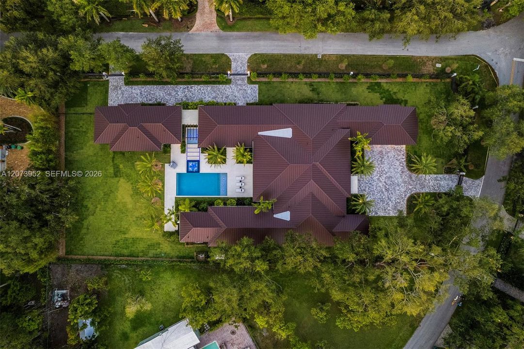 For Sale: $16,500,000 (7 beds, 8 baths, 8381 Square Feet)