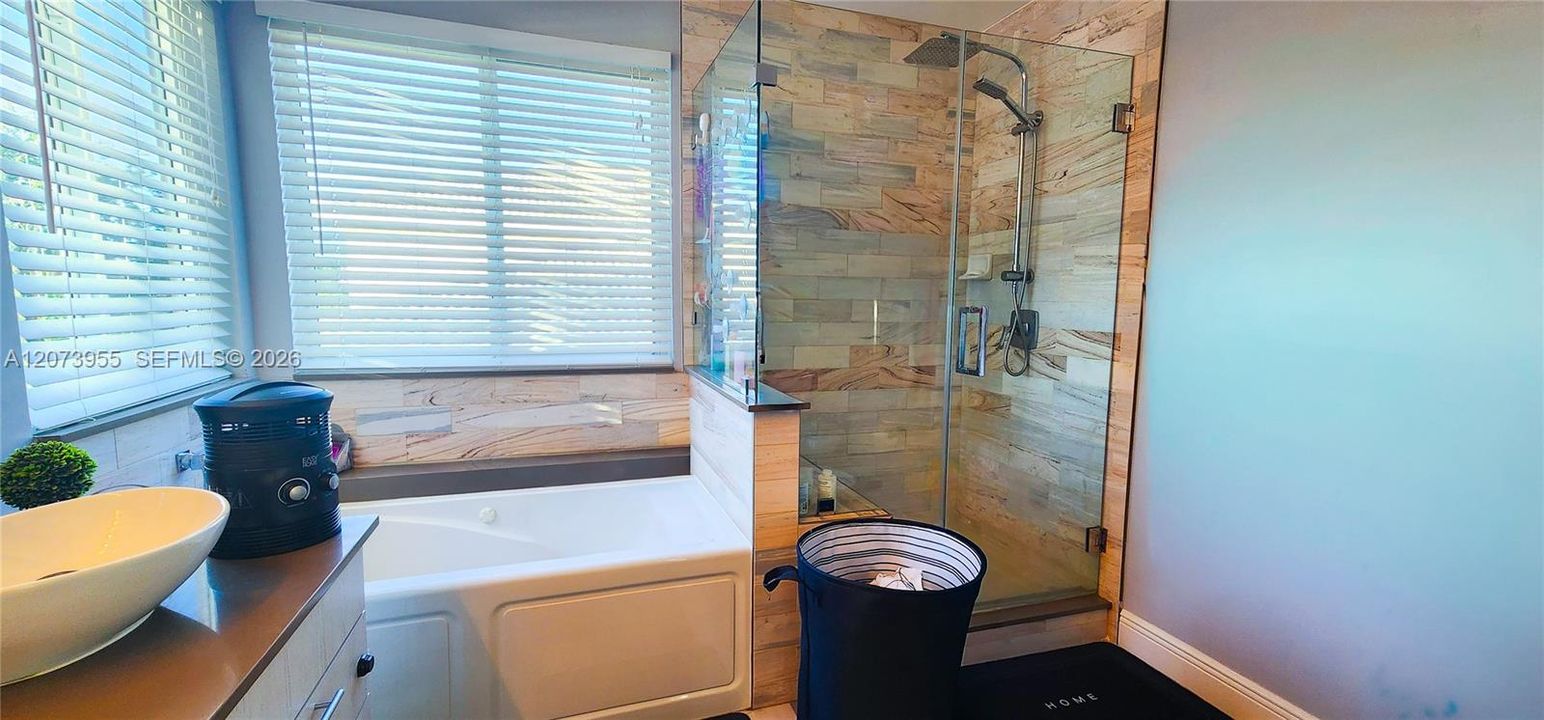 For Sale: $700,000 (4 beds, 2 baths, 2175 Square Feet)