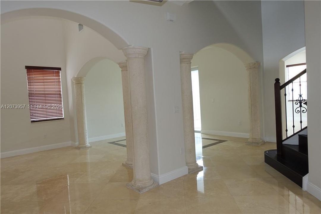 For Rent: $5,200 (4 beds, 4 baths, 2803 Square Feet)