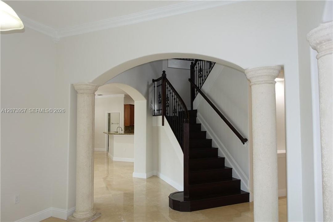 For Rent: $5,200 (4 beds, 4 baths, 2803 Square Feet)