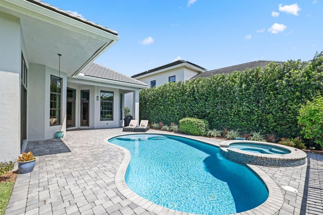 8977 Stone Pier Drive - 35.jpg-SMALL