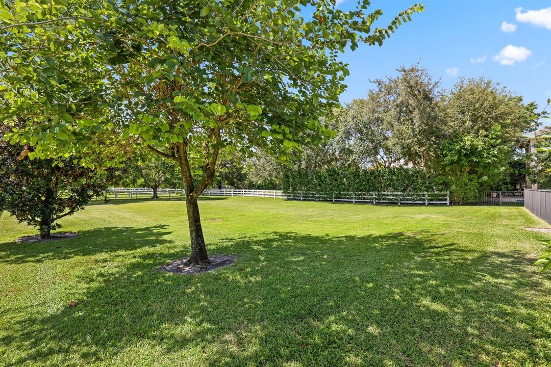 8977 Stone Pier Drive - 39.jpg-SMALL
