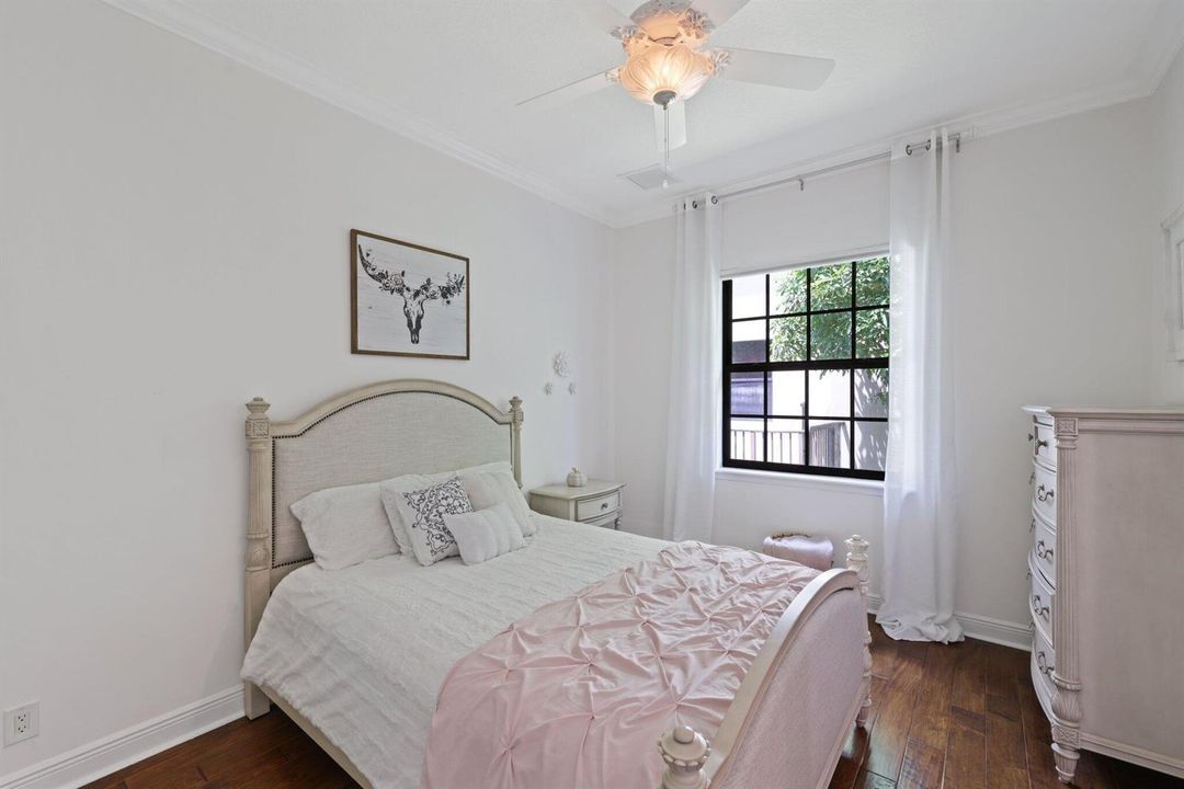 8977 Stone Pier Drive - 56.jpg-SMALL