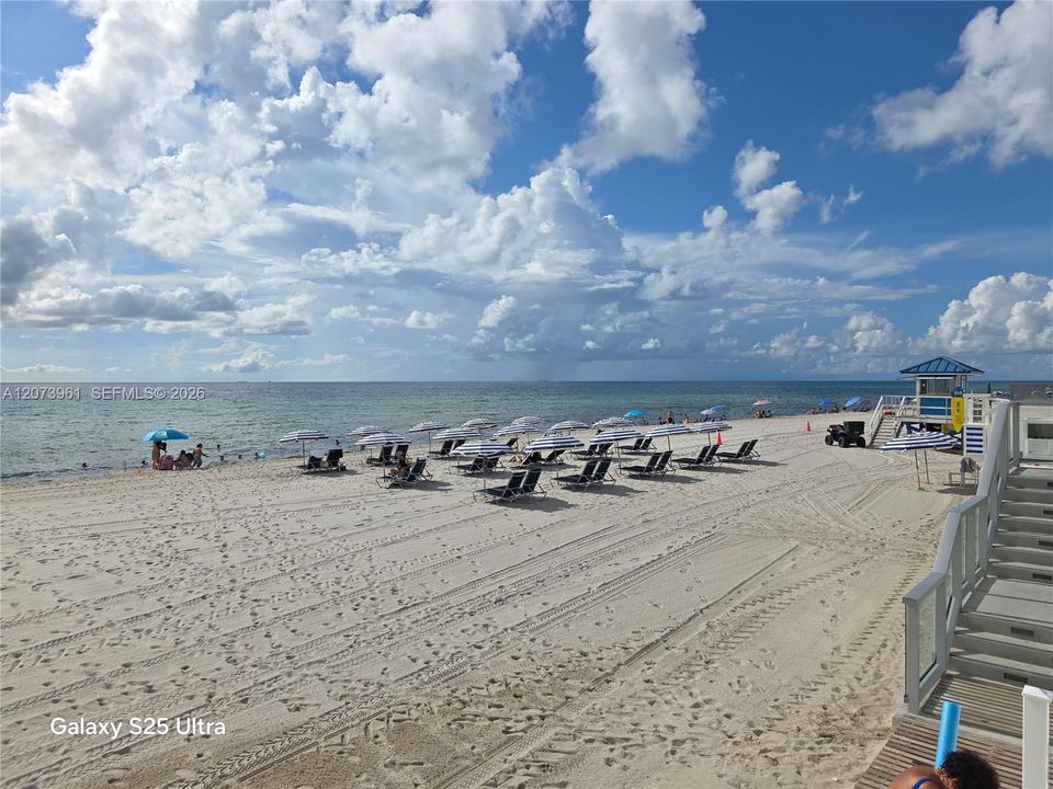 For Rent: $2,800 (2 beds, 2 baths, 1197 Square Feet)