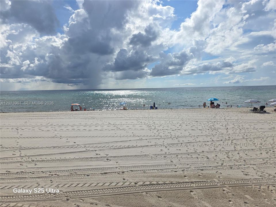 For Rent: $2,800 (2 beds, 2 baths, 1197 Square Feet)