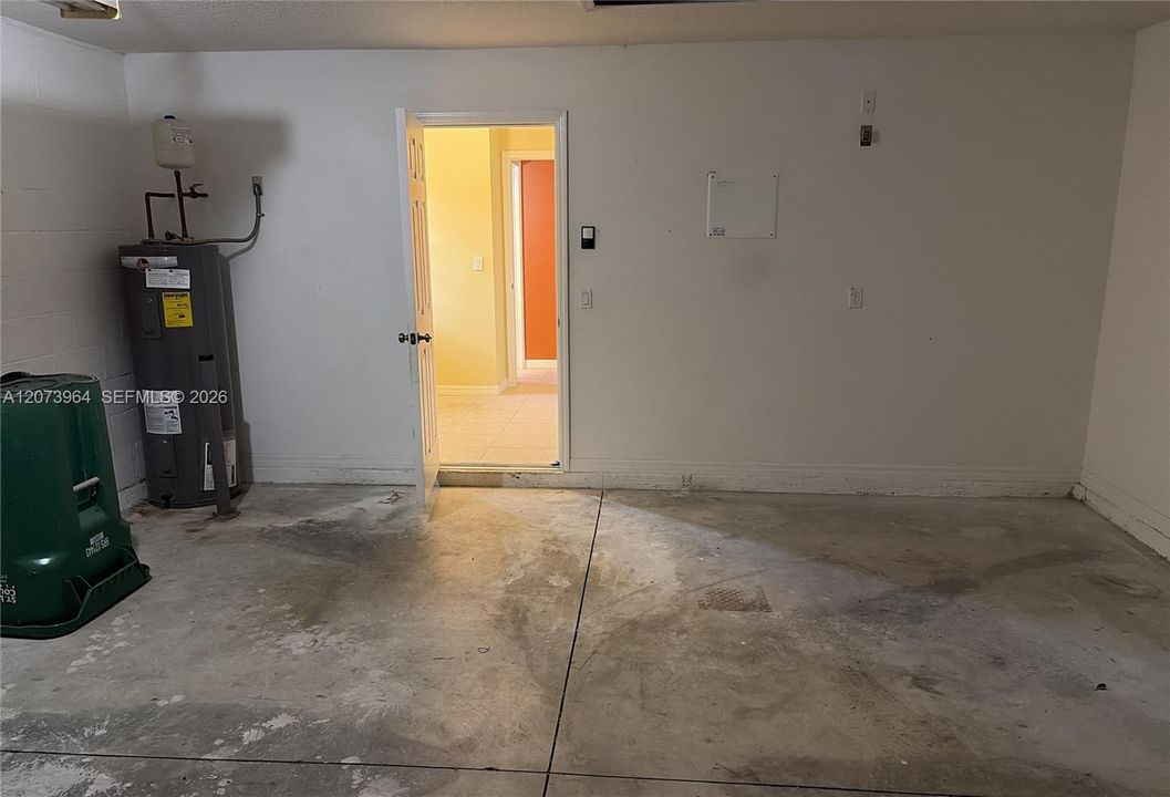 For Sale: $329,000 (4 beds, 2 baths, 2058 Square Feet)