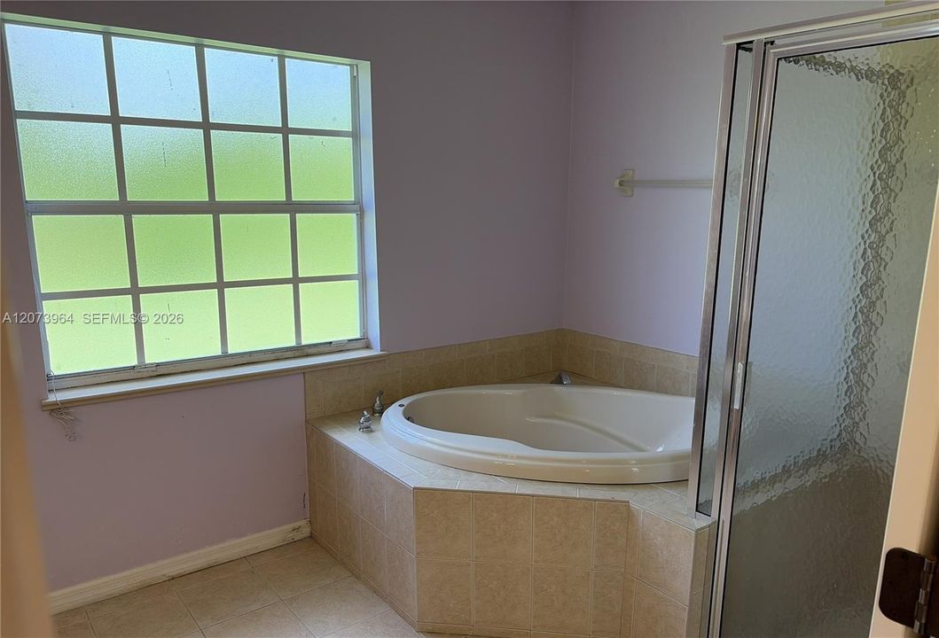 For Sale: $329,000 (4 beds, 2 baths, 2058 Square Feet)