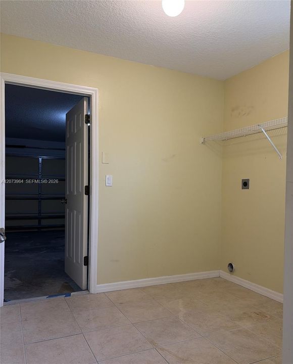 For Sale: $329,000 (4 beds, 2 baths, 2058 Square Feet)