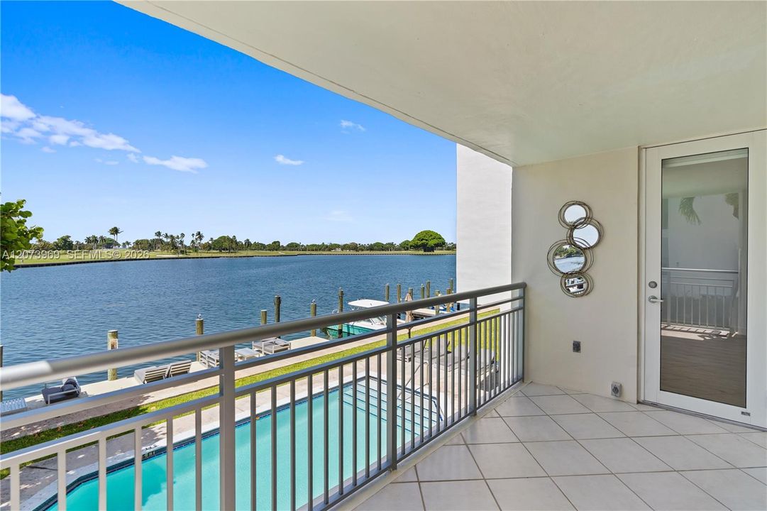 For Rent: $6,000 (2 beds, 2 baths, 1630 Square Feet)