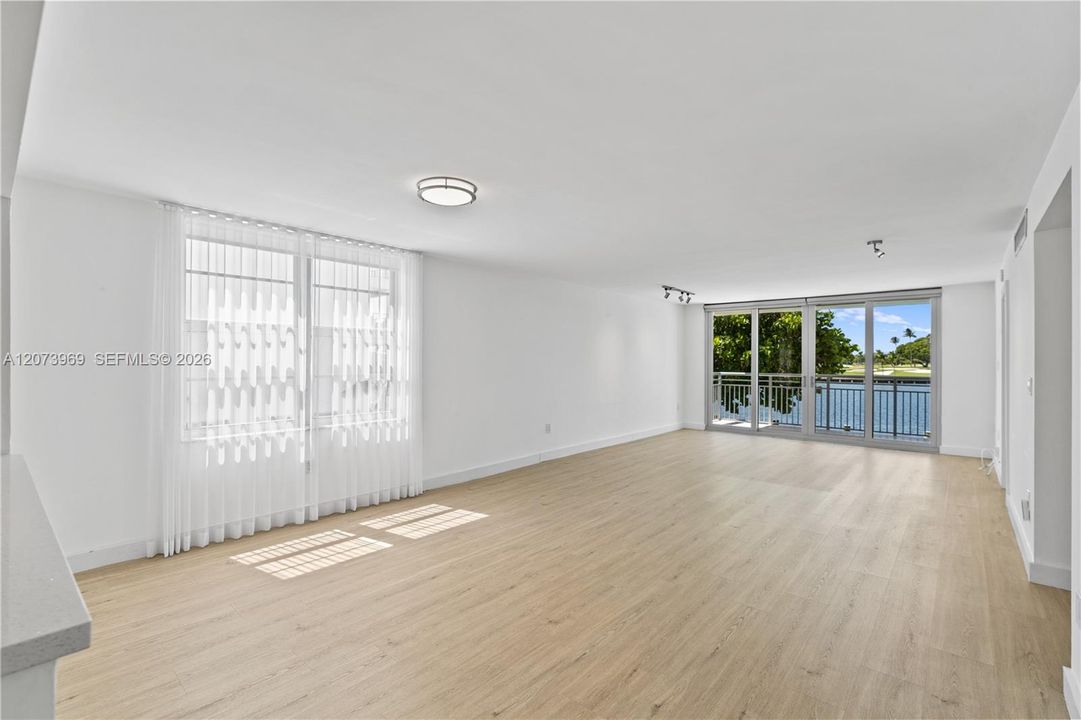 For Rent: $6,000 (2 beds, 2 baths, 1630 Square Feet)