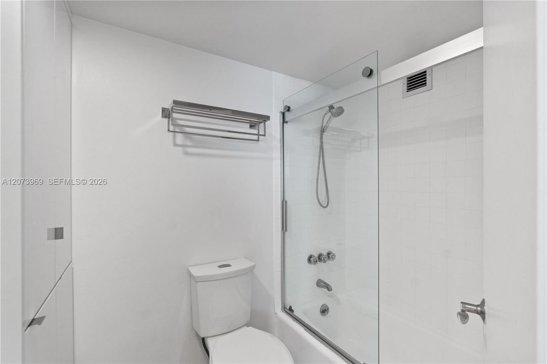 For Rent: $6,000 (2 beds, 2 baths, 1630 Square Feet)