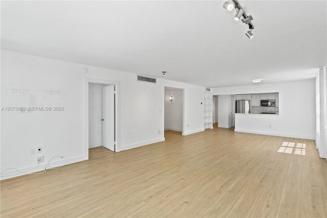 For Rent: $6,000 (2 beds, 2 baths, 1630 Square Feet)
