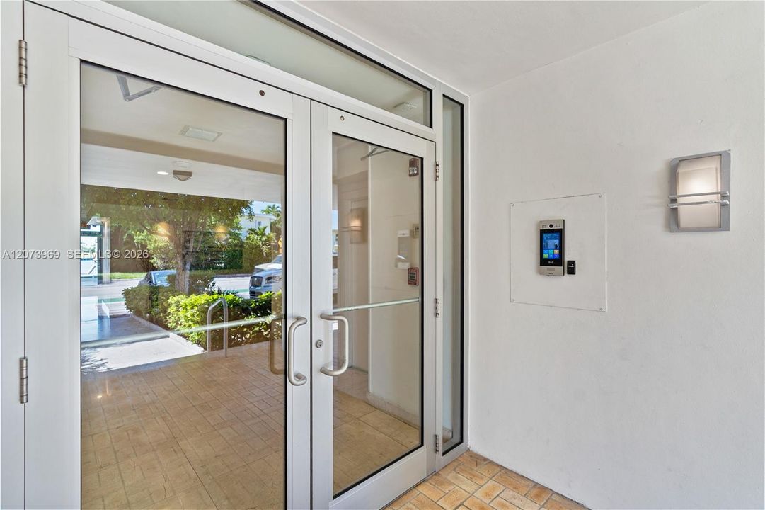 For Rent: $6,000 (2 beds, 2 baths, 1630 Square Feet)