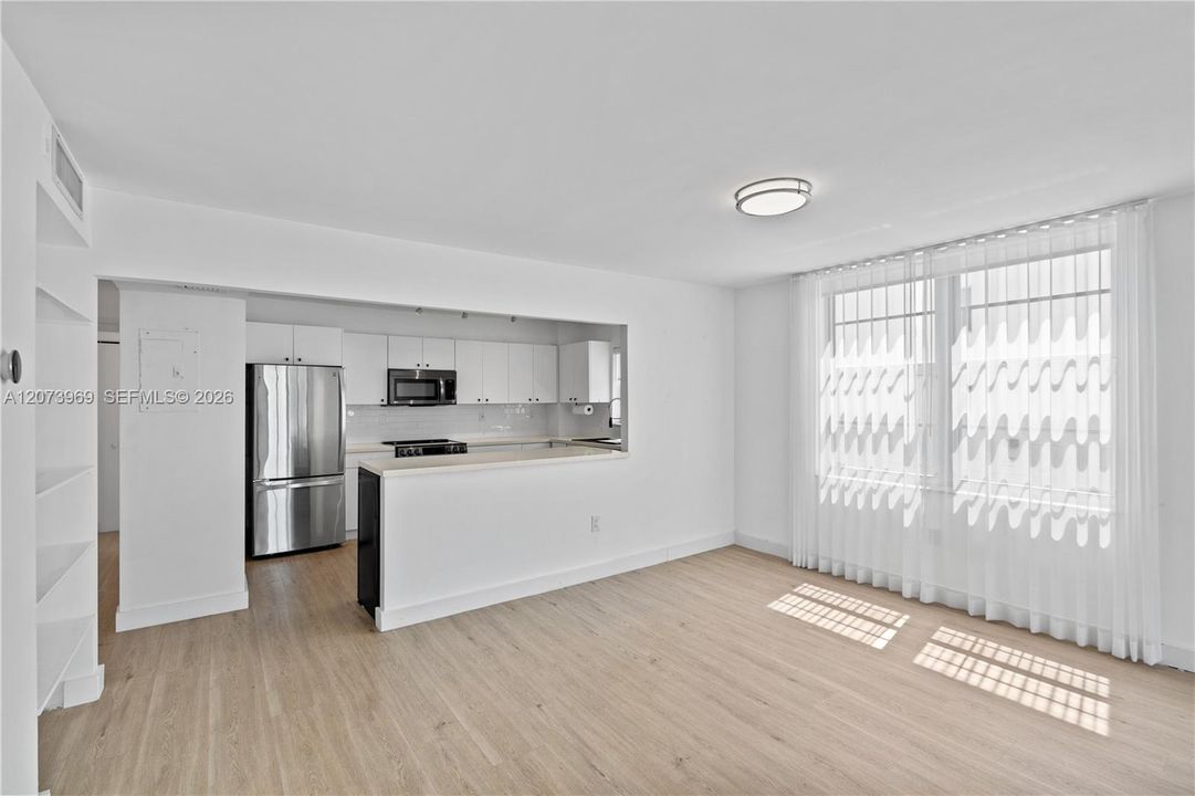 For Rent: $6,000 (2 beds, 2 baths, 1630 Square Feet)