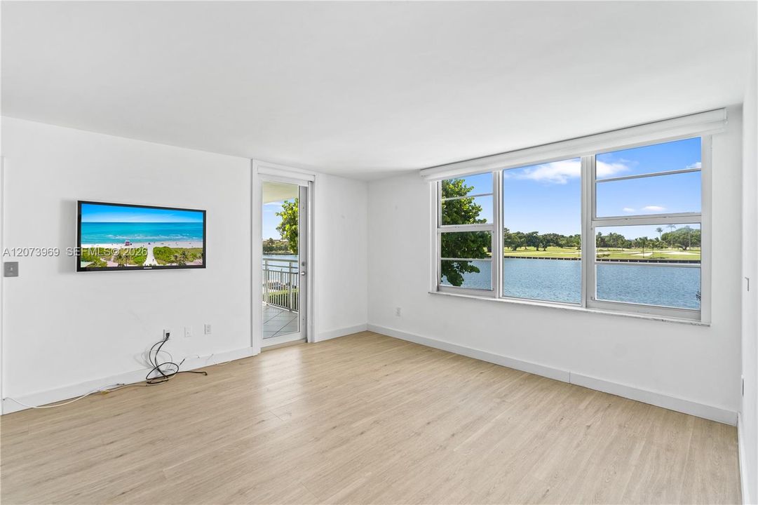 For Rent: $6,000 (2 beds, 2 baths, 1630 Square Feet)