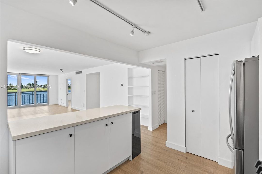 For Rent: $6,000 (2 beds, 2 baths, 1630 Square Feet)