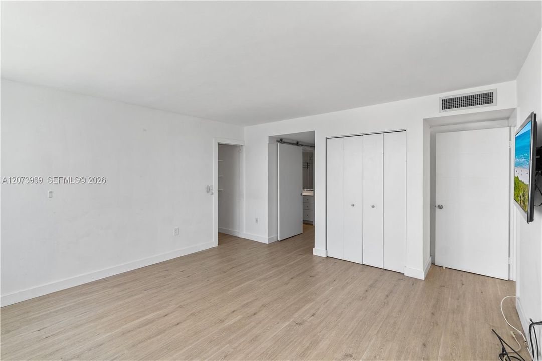 For Rent: $6,000 (2 beds, 2 baths, 1630 Square Feet)