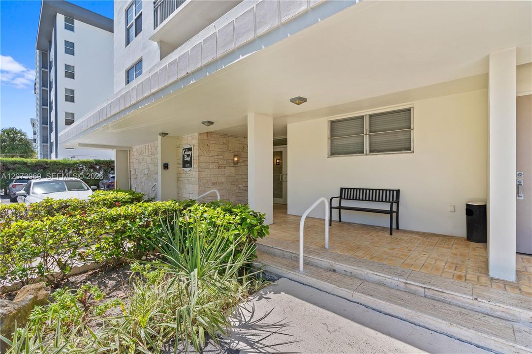 For Rent: $6,000 (2 beds, 2 baths, 1630 Square Feet)