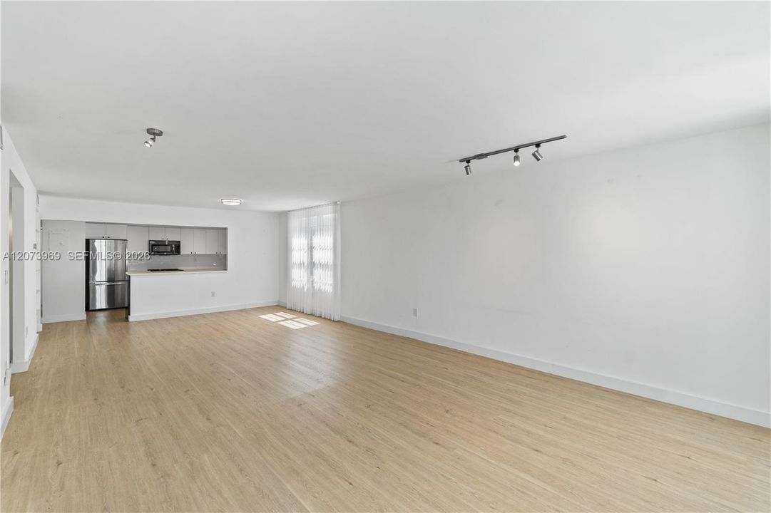 For Rent: $6,000 (2 beds, 2 baths, 1630 Square Feet)