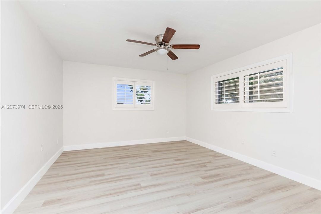 For Rent: $5,500 (5 beds, 2 baths, 2244 Square Feet)