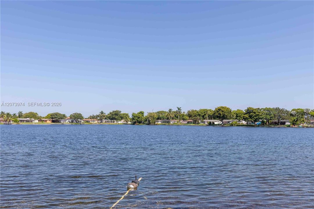 For Rent: $5,500 (5 beds, 2 baths, 2244 Square Feet)