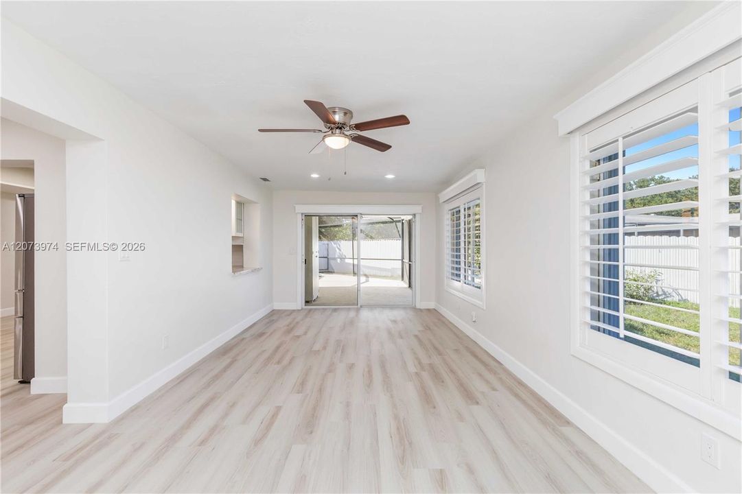 For Rent: $5,500 (5 beds, 2 baths, 2244 Square Feet)