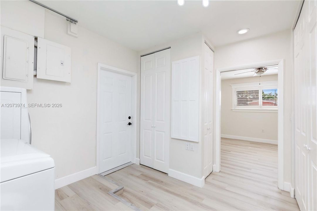 For Rent: $5,500 (5 beds, 2 baths, 2244 Square Feet)