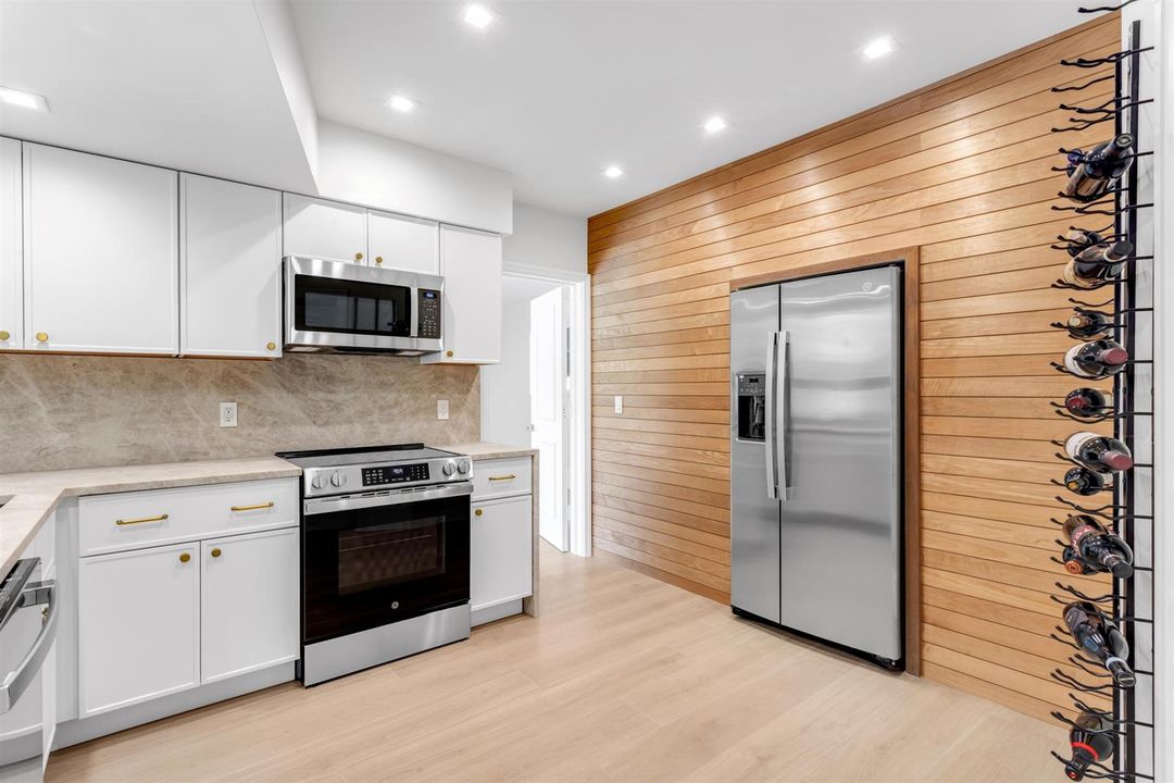 KITCHEN_ANGLE