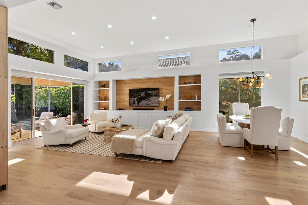 12593 Mallet Cir 014