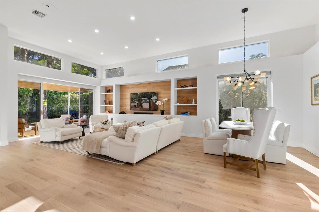 12593 Mallet Cir 013
