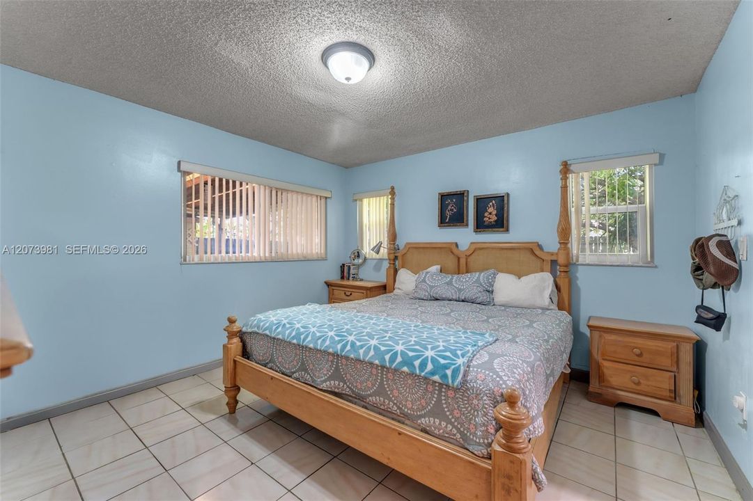 For Sale: $530,000 (3 beds, 2 baths, 1350 Square Feet)