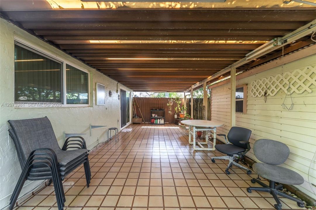 For Sale: $530,000 (3 beds, 2 baths, 1350 Square Feet)