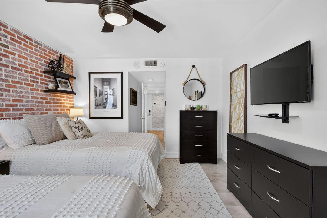 19-web-or-mls-1370-0246