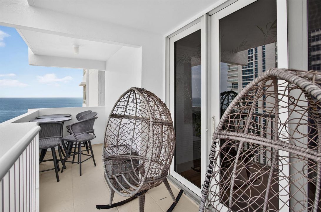 49-web-or-mls-1370-0396